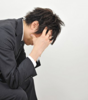 多重債務の悩み/尼崎市で債務整理・任意整理・自己破産・個人再生をする